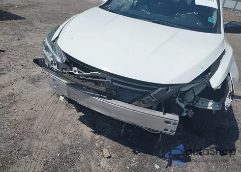 2017 Nissan Altima 2.5 S из США, поврежденный, VIN 1N4AL3AP0HC179858